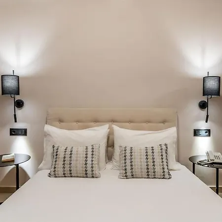 Eucalyptus Hotel