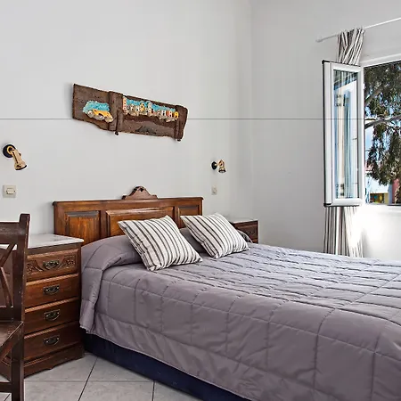 Eucalyptus Hotel 2*
