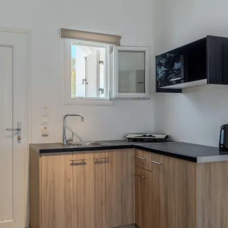Eucalyptus Hotel 2*